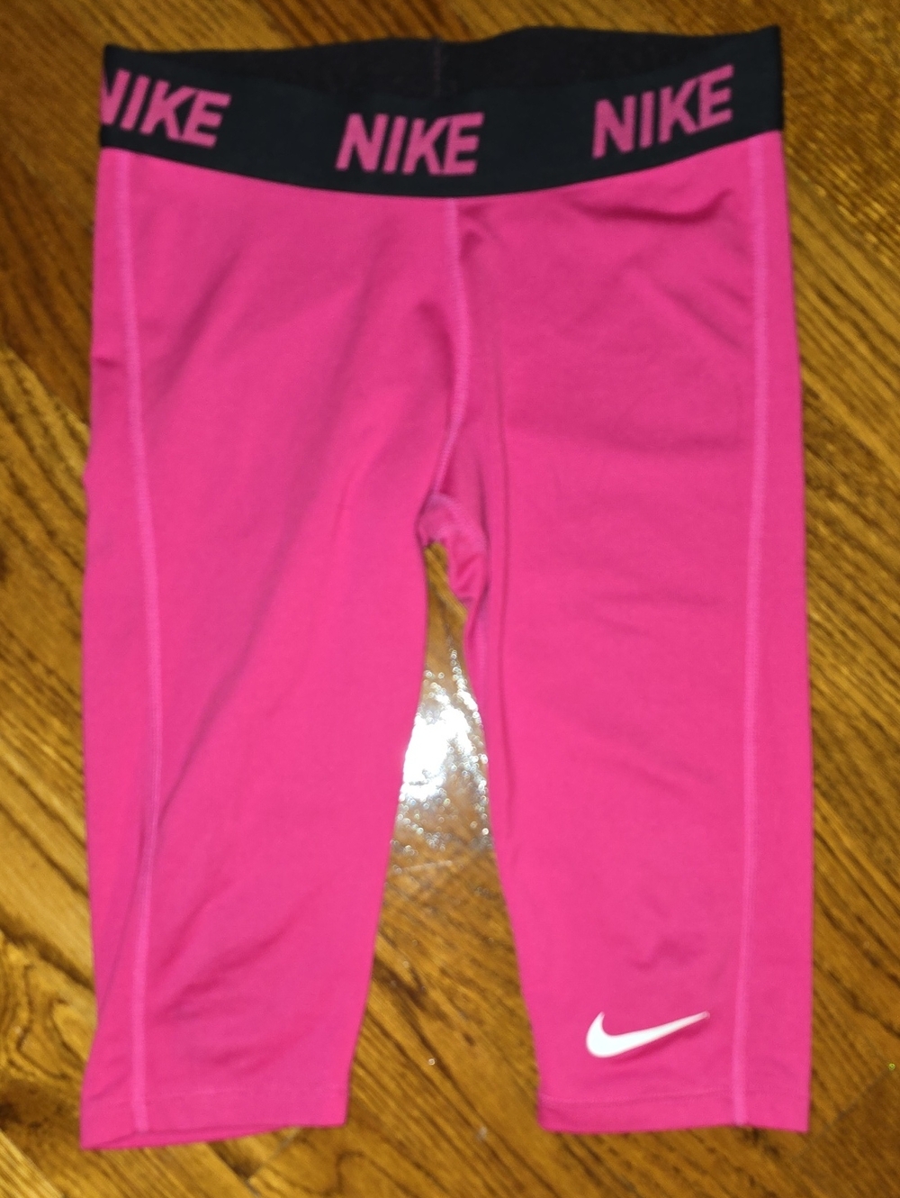 Nike Girls Hot Pink Capri Leggings with Black Logo Waistband